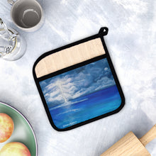 Load image into Gallery viewer, Pot Holder/Oven Mitts 100% Polyester &amp; Heat resistant. Many designs to choose from, All are original Kerry Sandhu Art.
