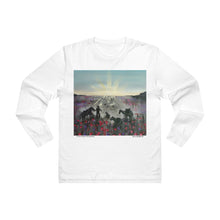 Load image into Gallery viewer, Regular fit crew neck, cuffed sleeves, elongated back. 100% preshrunk heavyweight cotton by Kerry Sandhu Art. 7 ANZAC designs

